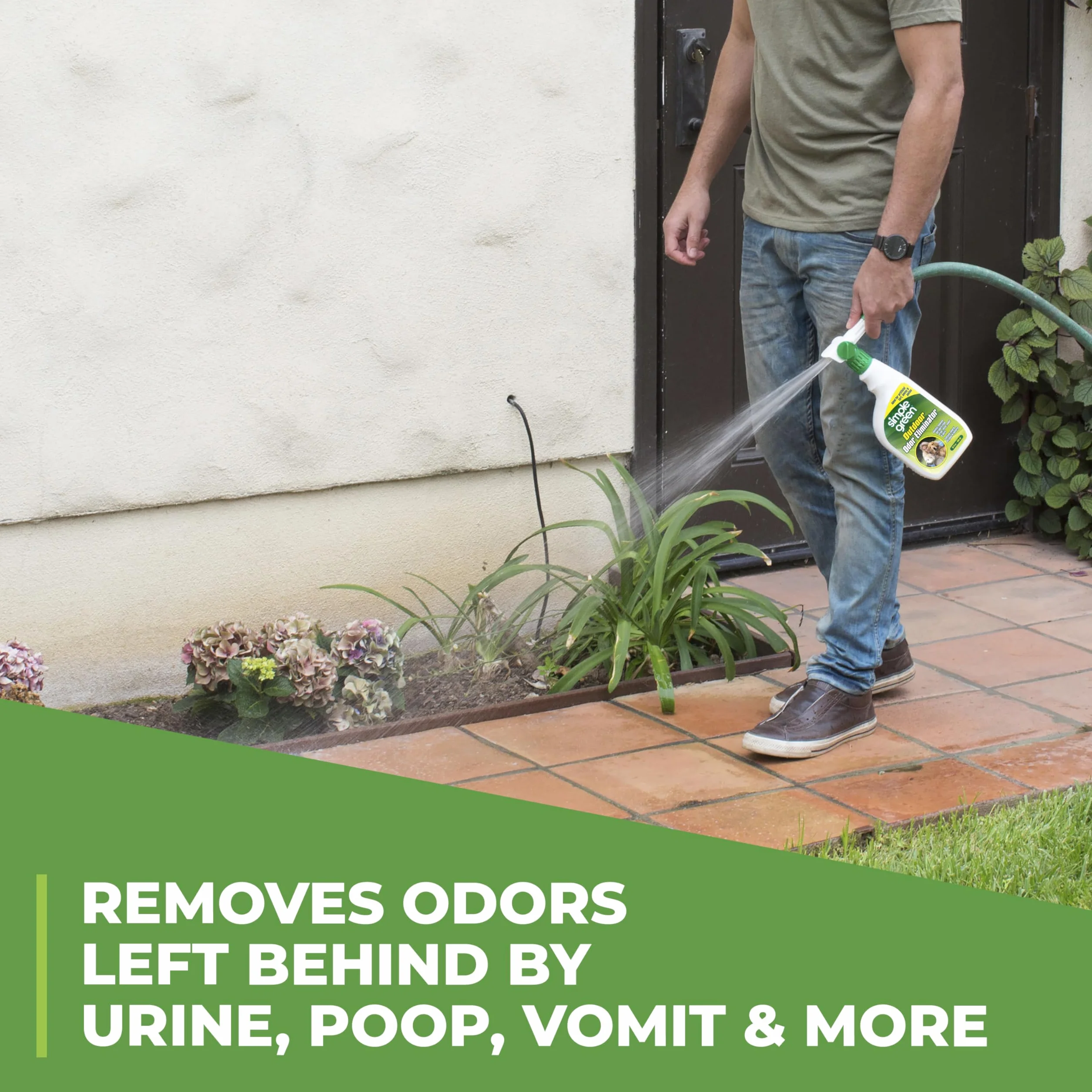 Simple Green - Elimina odori per animali domestici per esterni, ideale per erba artificiale e cortile (flacone spray da 1 litro e una ricarica da 3,8 litri)