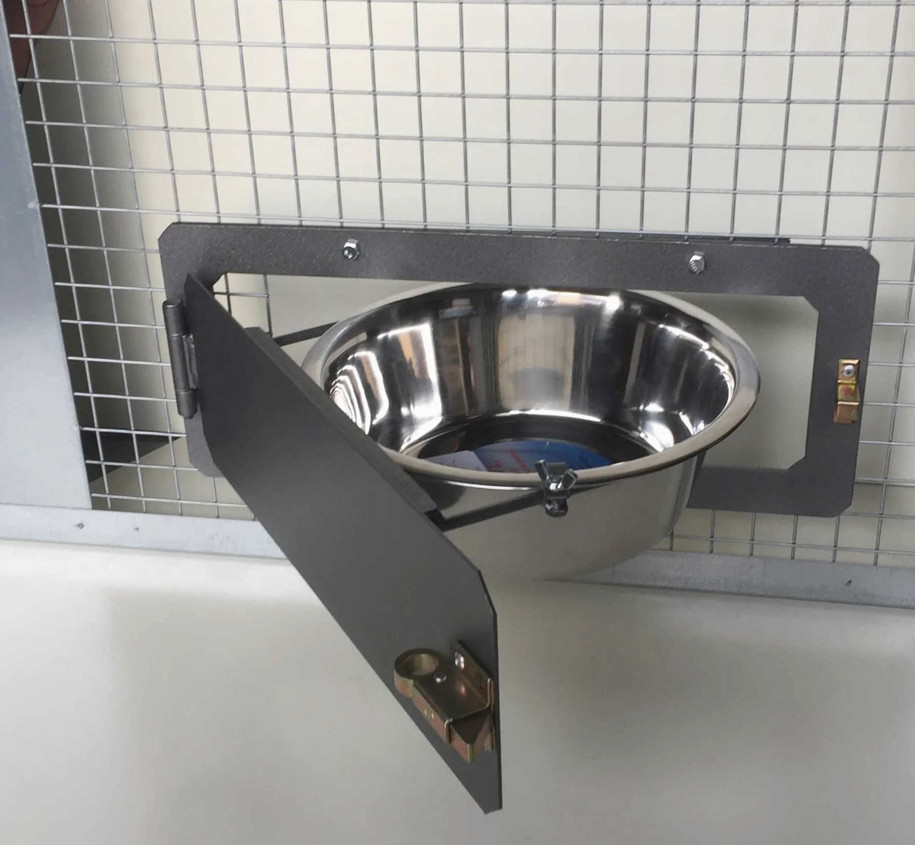 Ciotola Girevole in Acciaio Inox per Cani. 1 Mangiatoia Rotante Universale.