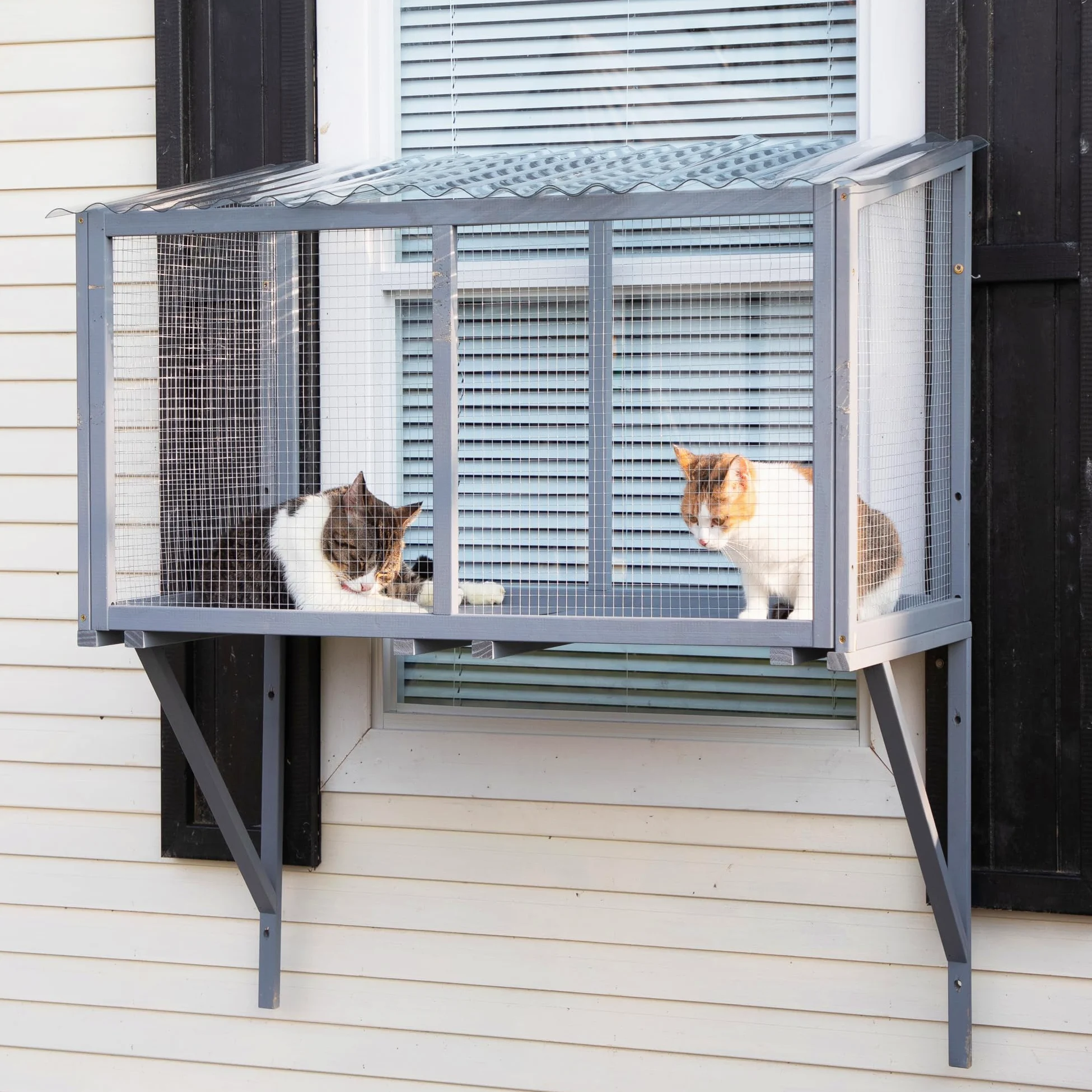 Catio - Finestra per gatti da esterni, in legno, resistente alle intemperie, con rete metallica zincata e tetto in PVC, grande piattaforma di osservazione per gatti, stabile a parete (grigio scuro)