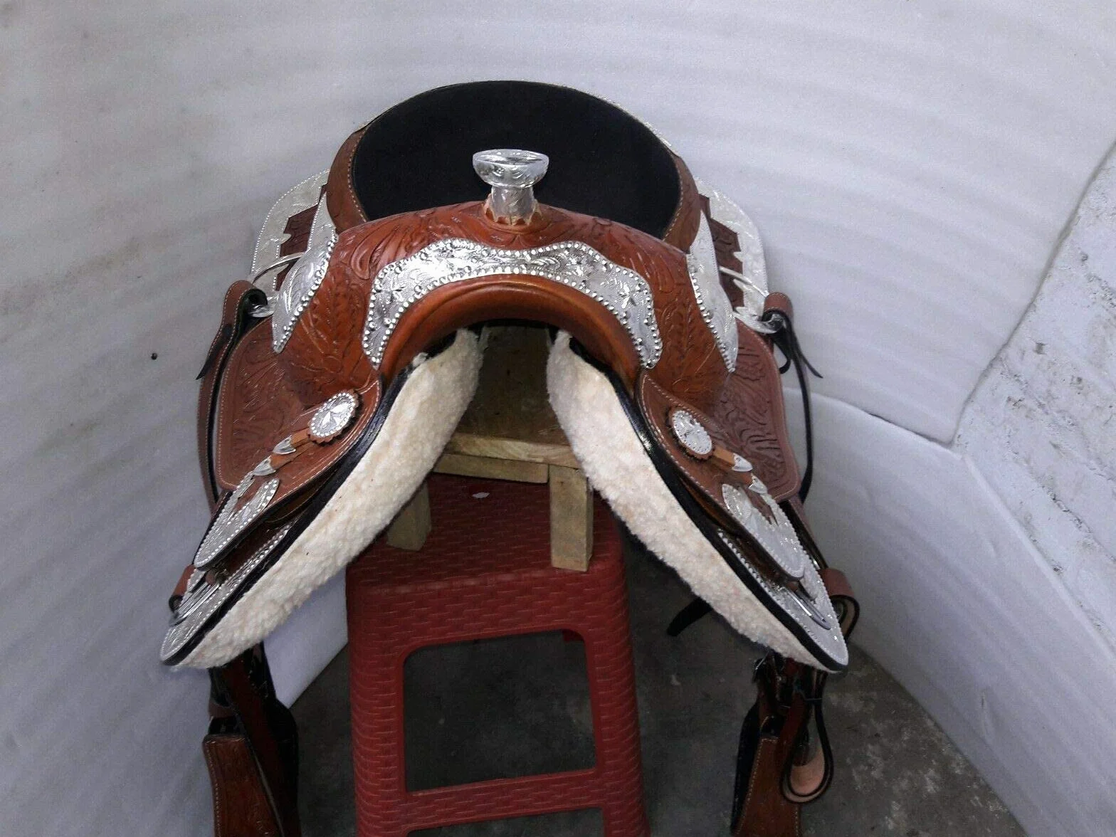 Equestrian Universe Western Fully Show Sella con Canchos Angolo Argento e Sottosella