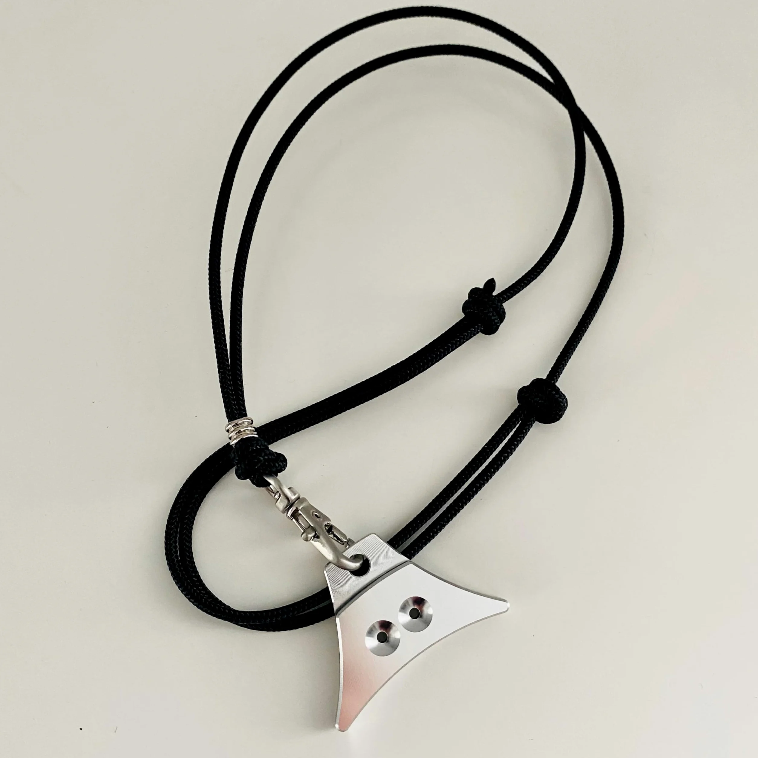 Logan Whistles Fischietto A1 Turbo per cani da pastore con cordino regolabile | 100% alluminio realizzato nel Regno Unito per cani da richiamo, da pastore e da lavoro