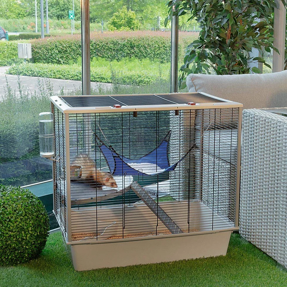 Ferplast Confortevole gabbia per furetti e ratti FURAT, Struttura su più livelli con accessori inclusi, Angoli rinforzati, Metallo verniciato Nero e plastica, 78 x 48 x h 70 cm