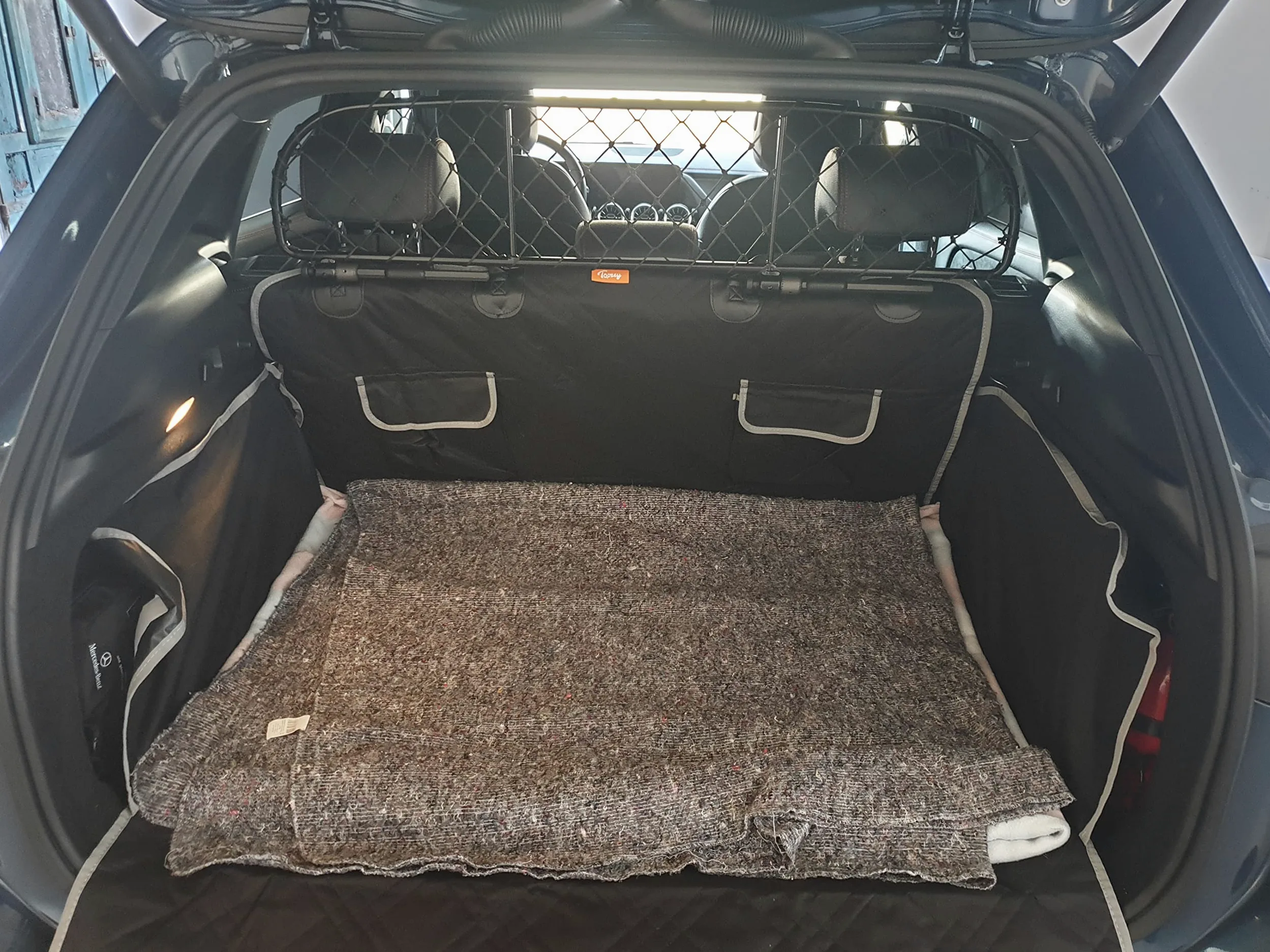 ERGOTECH Divisorio Griglia Rete Divisoria per Mercedes GLA (dal 2020 in Poi) RDA65-XS, per Trasporto Cani e Bagagli