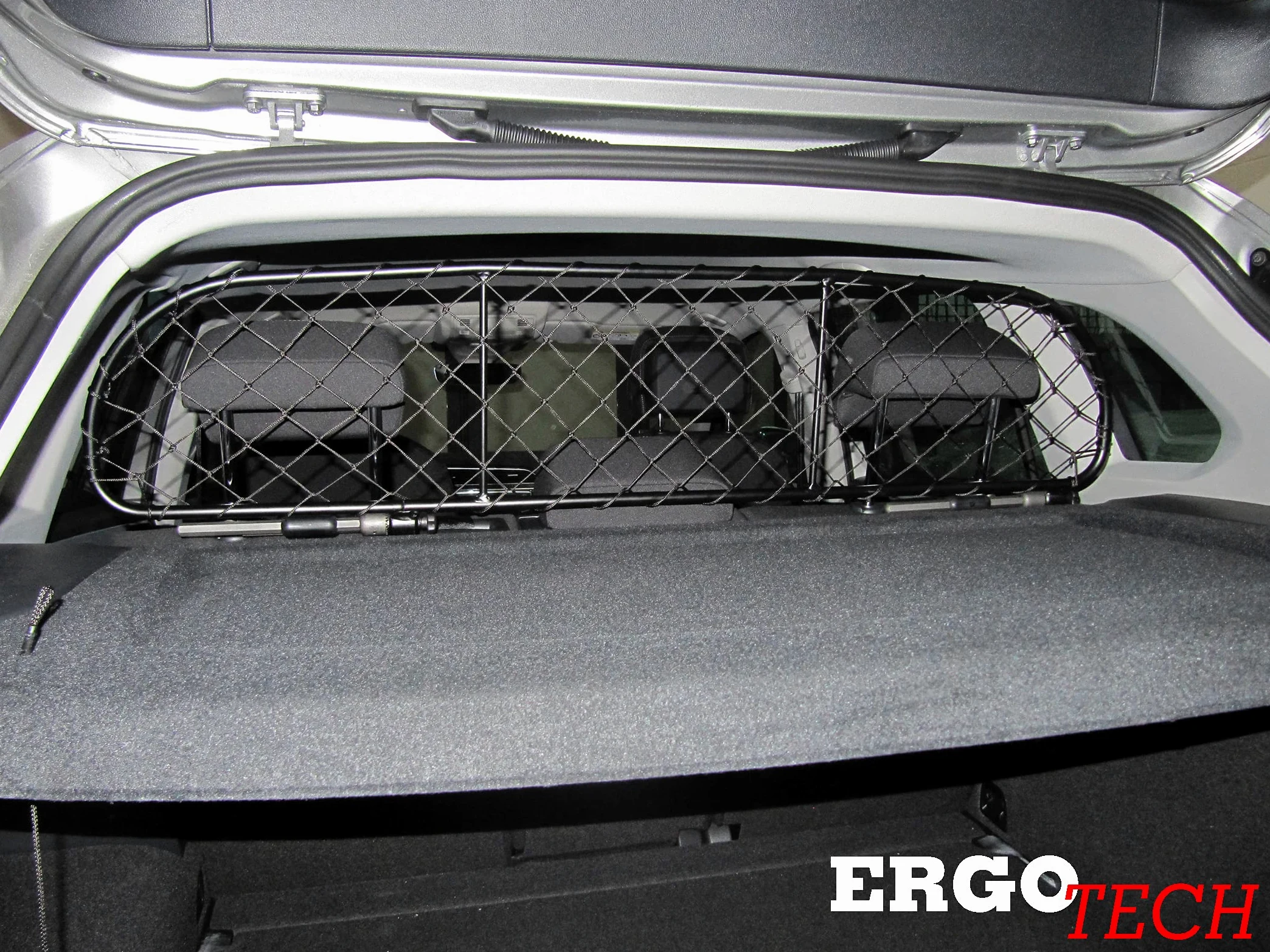 ERGOTECH Divisorio Griglia Rete Divisoria per Volkswagen Tiguan (2016-2024) RDA65-S8, per Trasporto Cani e Bagagli