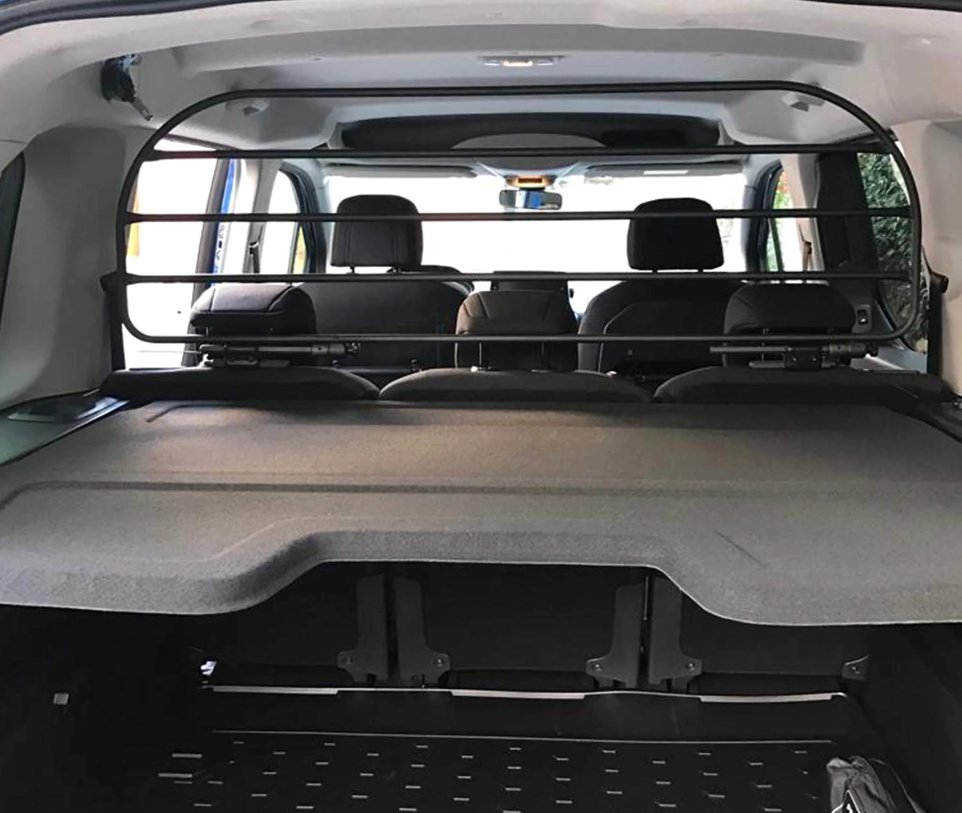 ERGOTECH Divisorio Griglia Rete Divisoria per Peugeot Rifter (dal 2018 in Poi) RDA65HBG-XXL, per Trasporto Cani e Bagagli