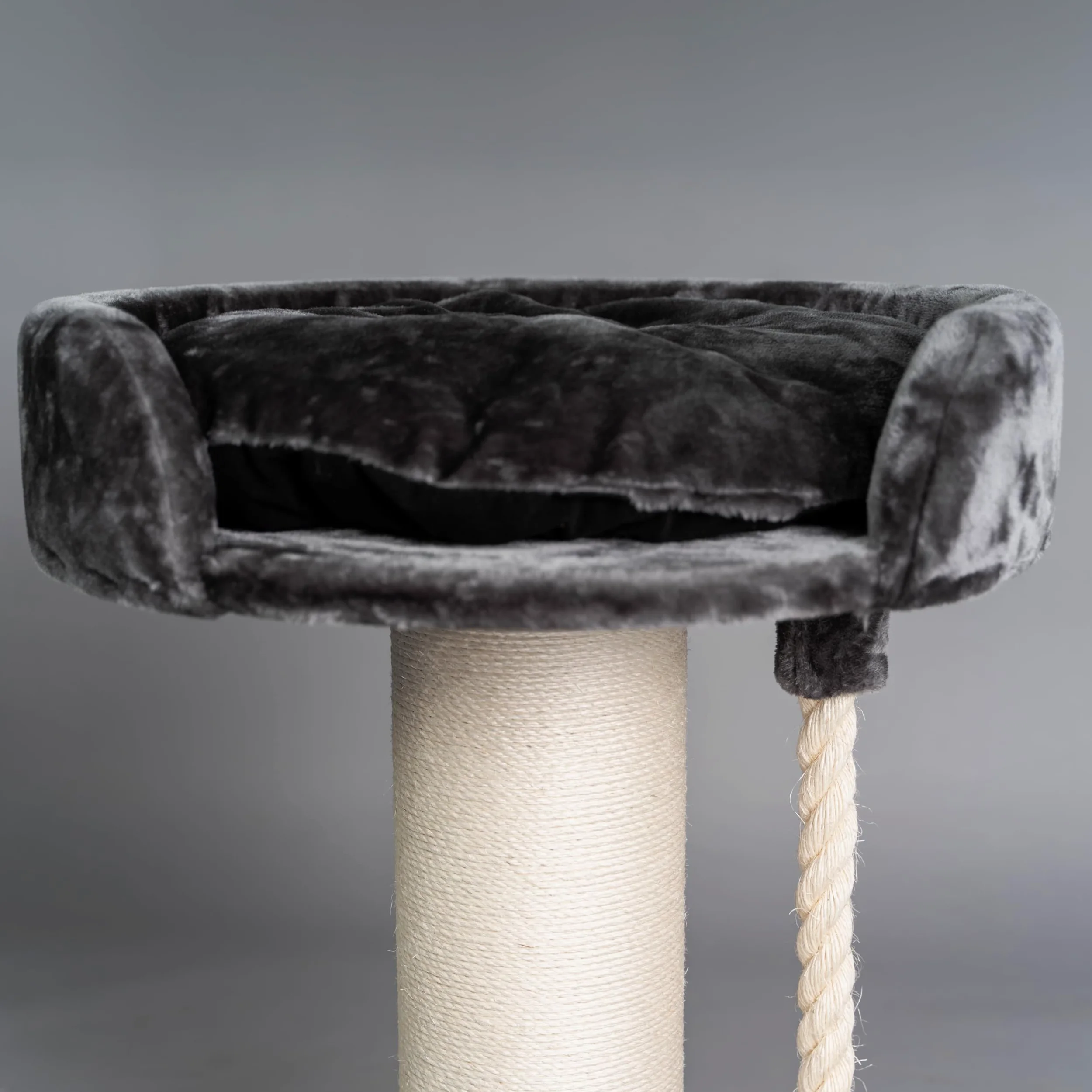 RHRQuality Tiragraffi per gatti di grossa taglia - Chartreux – 80 cm di altezza – Con palo in sisal extra spesso da 20 cm - Lussuosa cuccia di ⌀60 cm – Grigio scuro