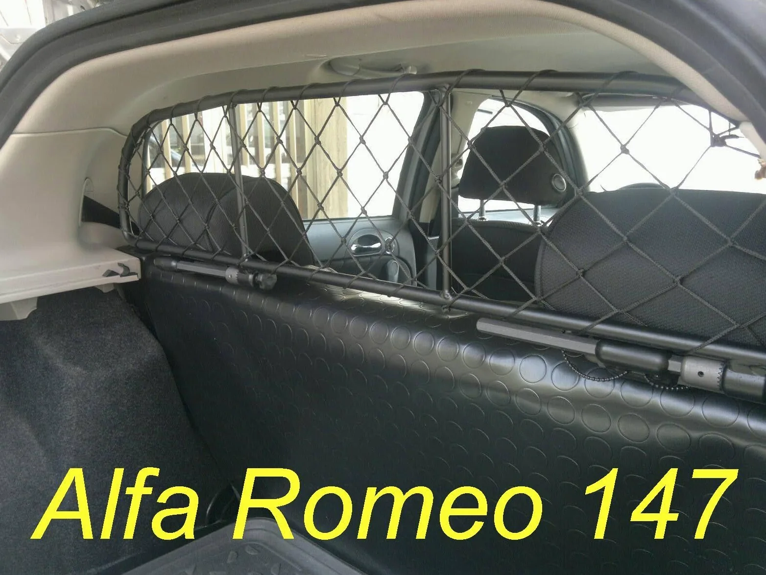 ERGOTECH Divisorio Griglia Rete Divisoria per Alfa Romeo 147, RDA65-XXS, per Trasporto Cani e Bagagli