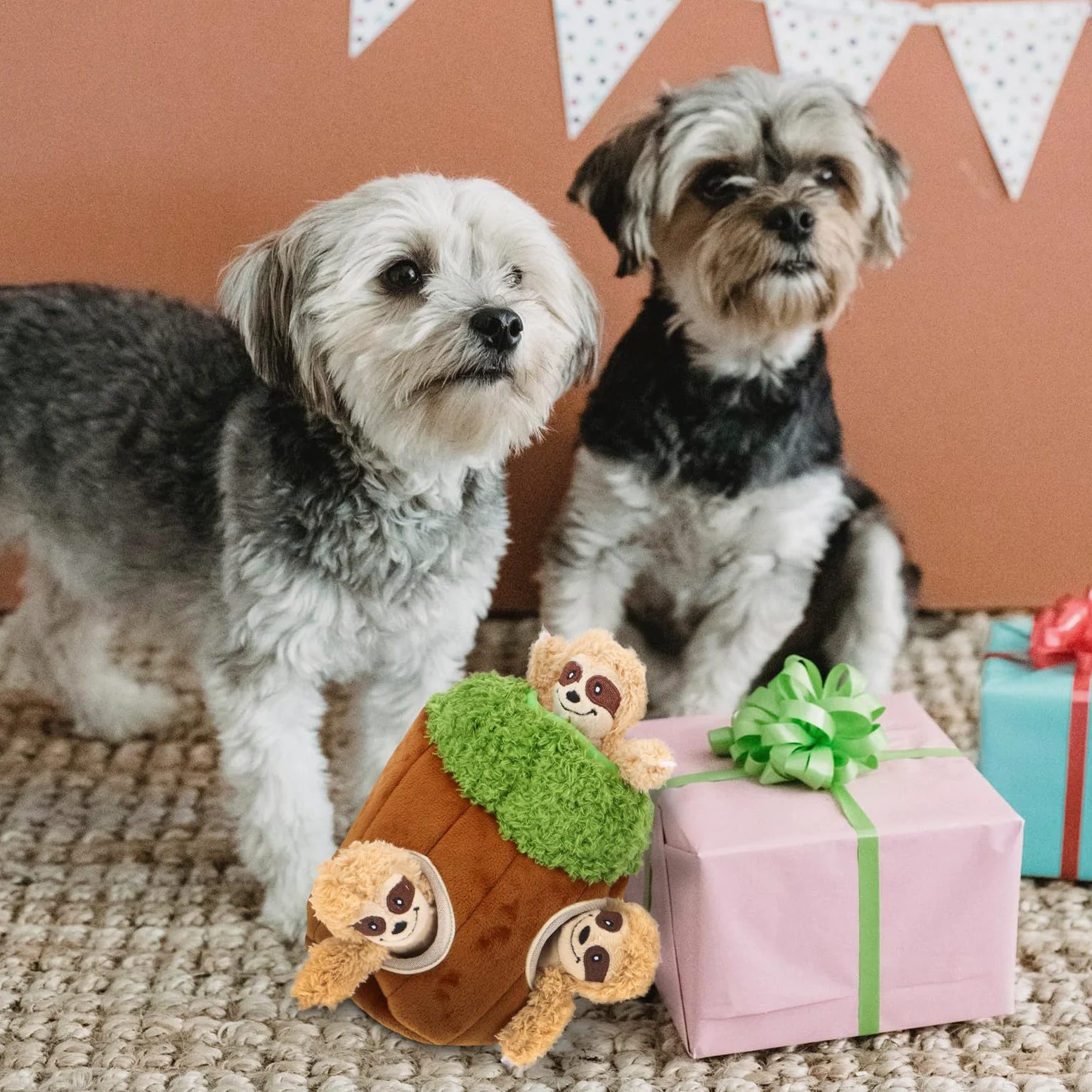 Giocattoli per Cani in Peluche 4 Pezzi Suono a Scricchiolio, Giochi da Masticare a Forma di Animali per Attività di Nascondino e Compagnia per Animali Domestici