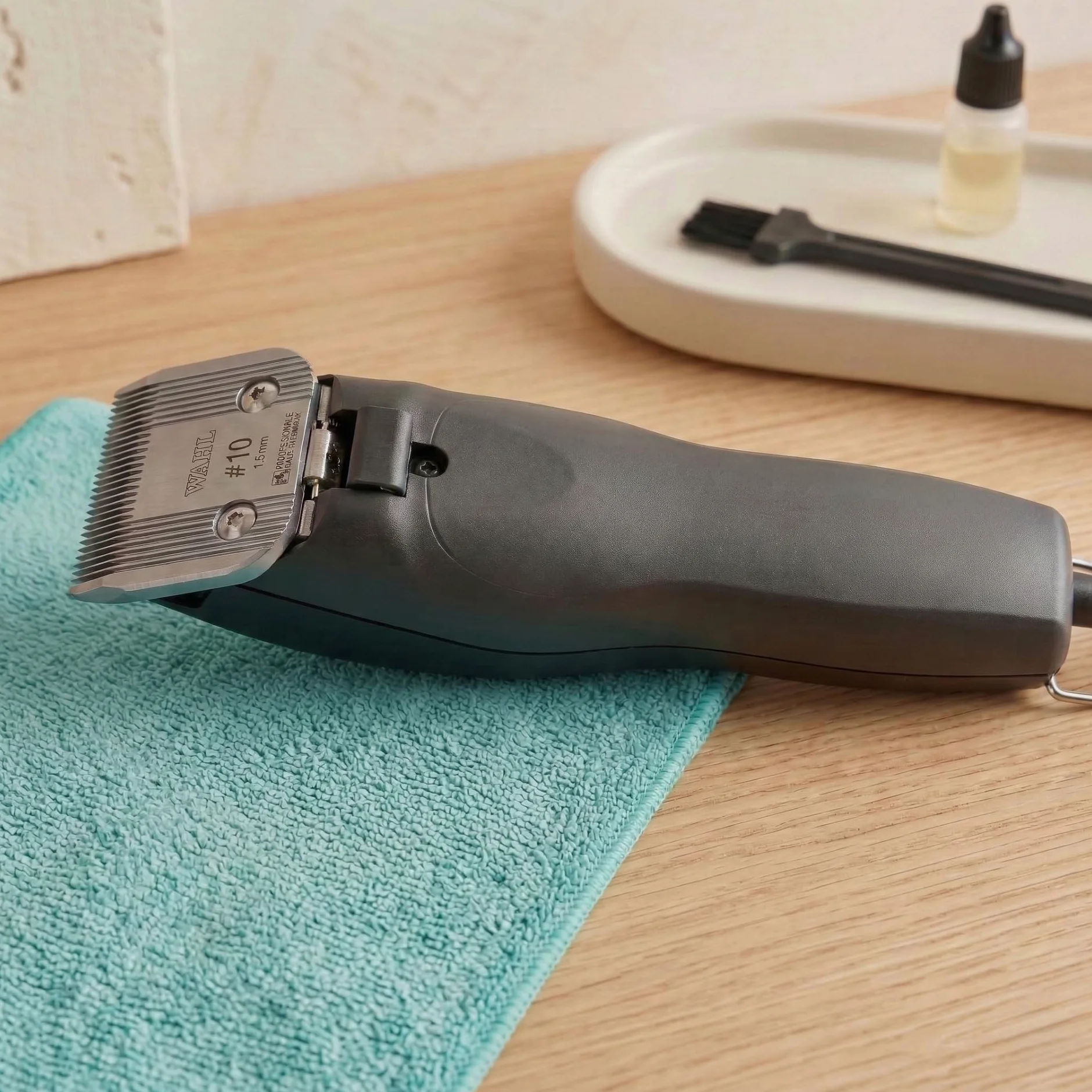 Agrarzone Edition Wahl Max 50+ tosatrice cani e gatti - Potente e silenziosa con 2 velocità, Set rialzi incluso - Moser Max 50 ideale per tutti i tipi di pelo, Professionale e made in Germany